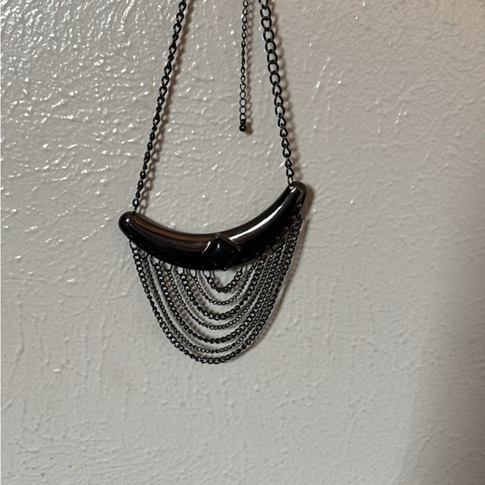 Elegant Black Chain Necklace